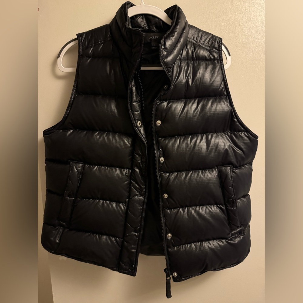J Crew black puffer vest / Size L